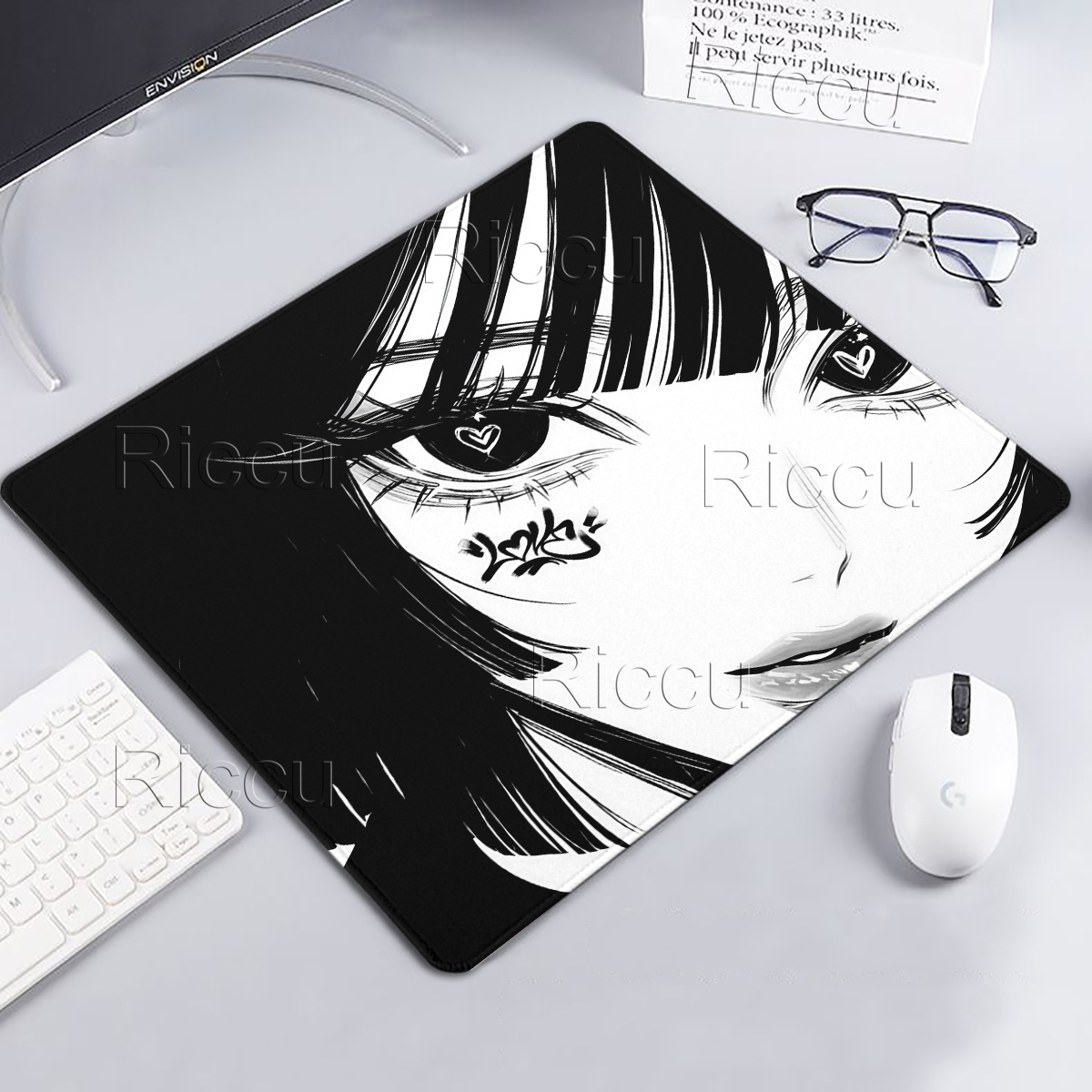 Desk Setup Aesthetic - Black and White Anime Aesthetics Mouse