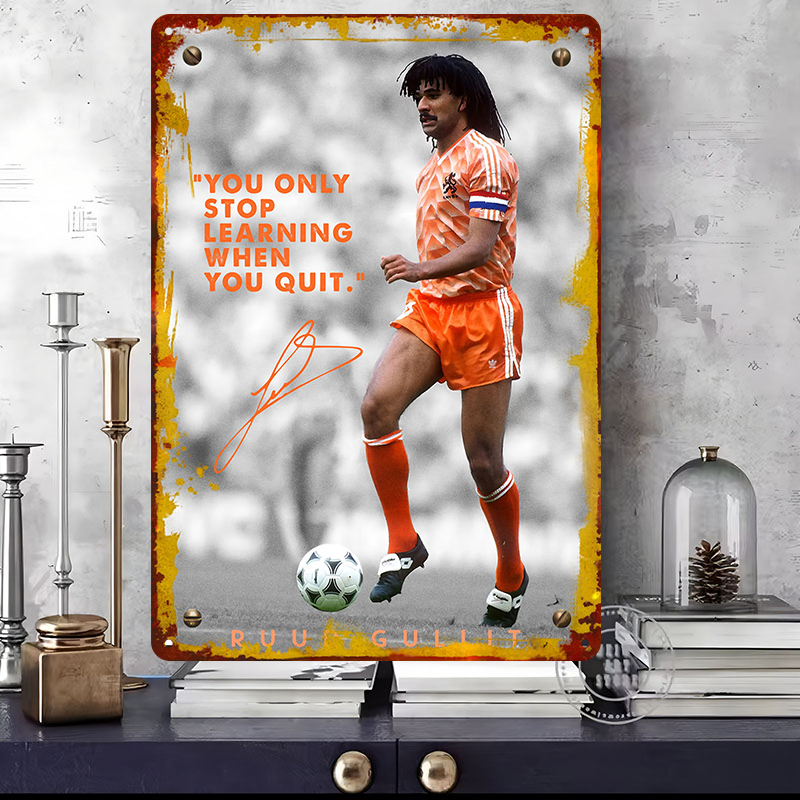 Ruud Gullit Football Player Wa - огляд і ціна Desk Room Setup