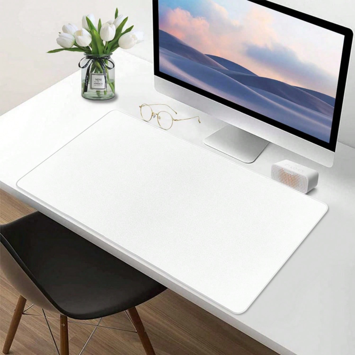 Japanese-Style Wave Surfing Mo - огляд і ціна Desk Setup Artist