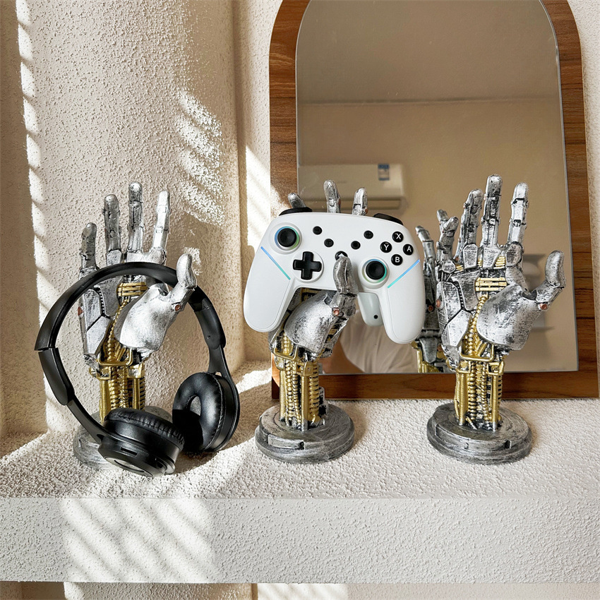 Dark Fantasy Devil Hand Statue - огляд і ціна Desk Setup Dark