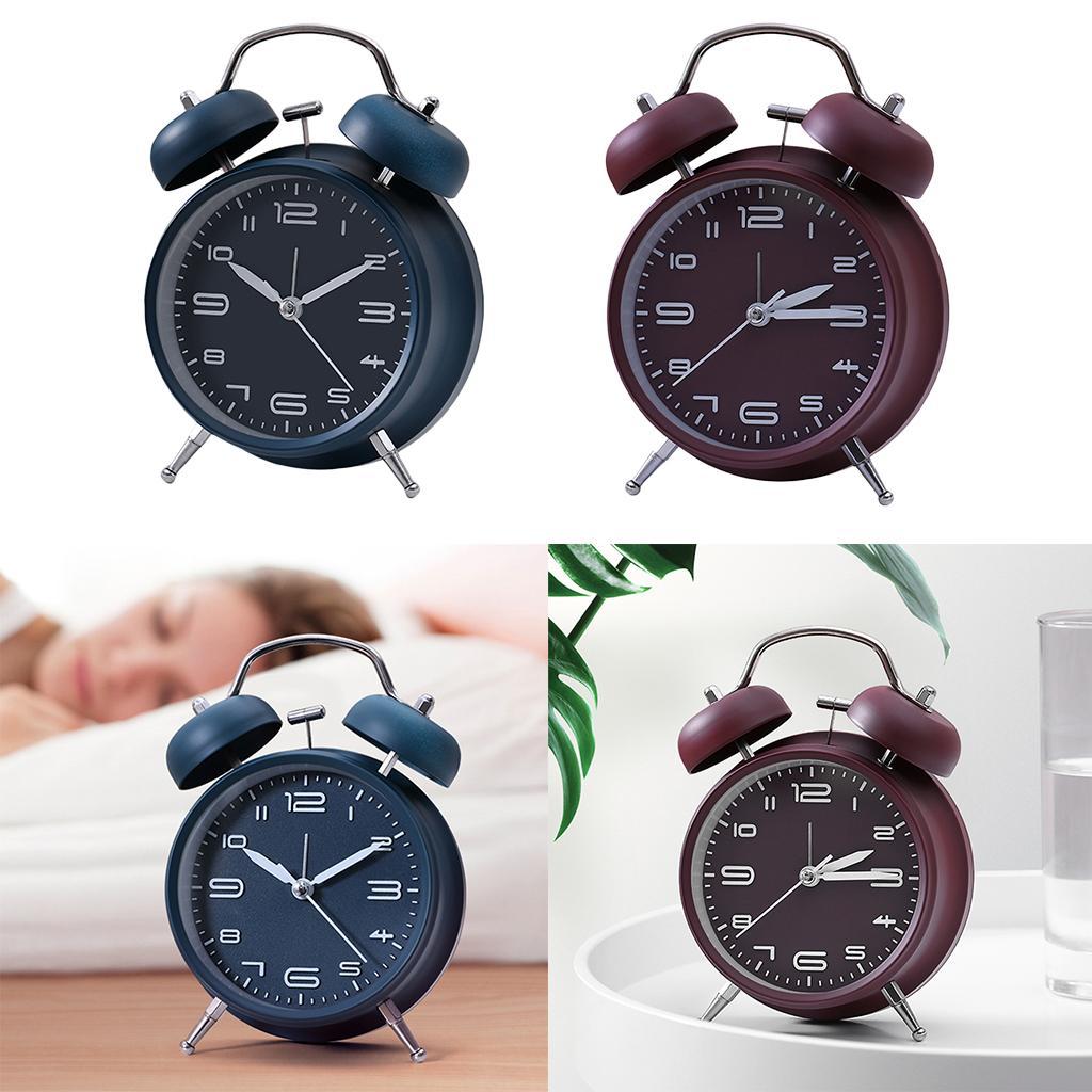 Vintage Style Wind Up Clock wi - огляд і ціна Desk Setup Vintage