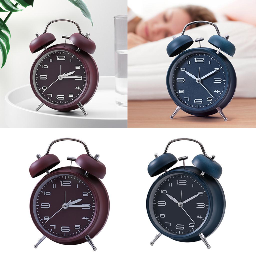 Vintage Style Wind Up Clock wi - огляд і ціна Desk Setup Vintage