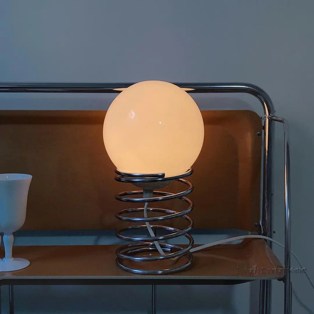 Ins Bauhaus Spring Table Lamp  - огляд і ціна Desk Setup Vintage